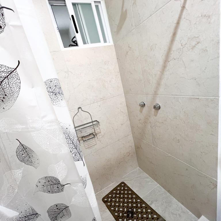 Departamento Resort privado con alberca 3 recamaras y Aire Acondicionado en Playa del Carmen ideal para familias y grupos - Three-Bedroom Apartment with Balcony - 23