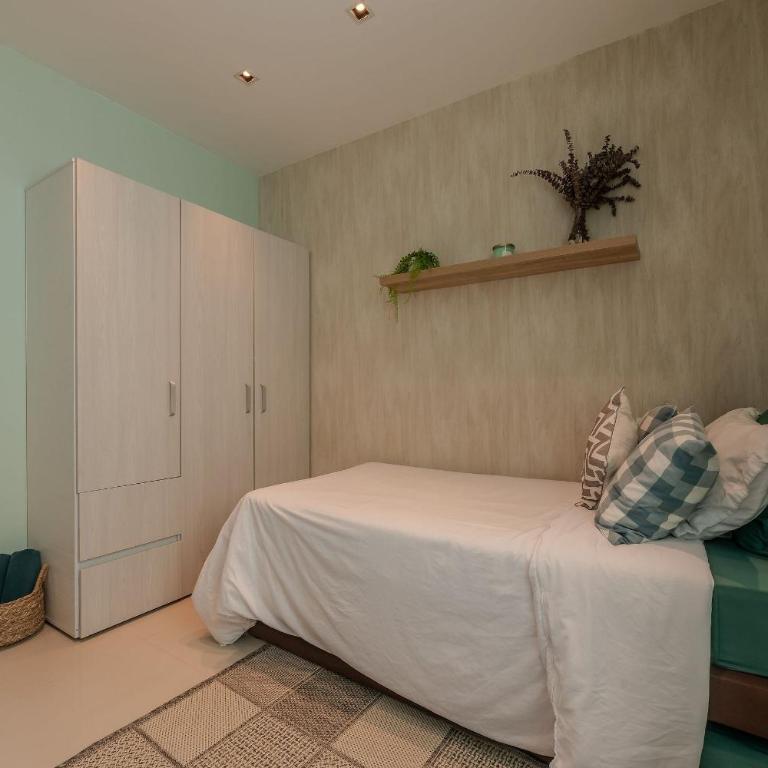 SeaView Apartment in Castillogrande – Rooftop Pool - 2BR + 2Bath - Two-Bedroom Apartment with Balcony and Sea View - 14