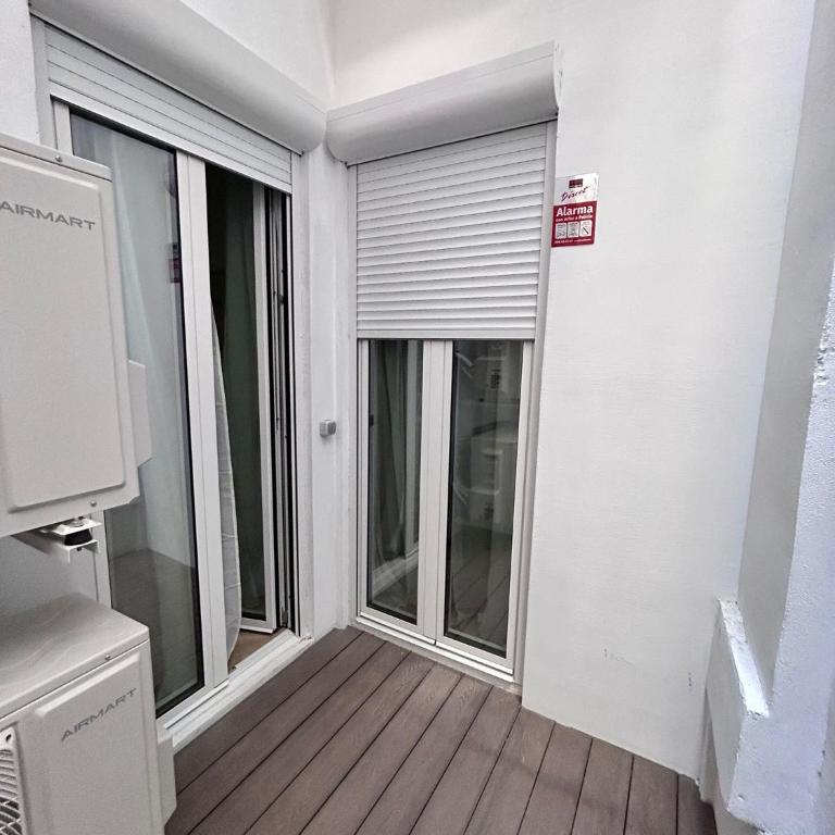 Piso encantador en el centro de Alicante - Three-Bedroom Deluxe Apartment - 39