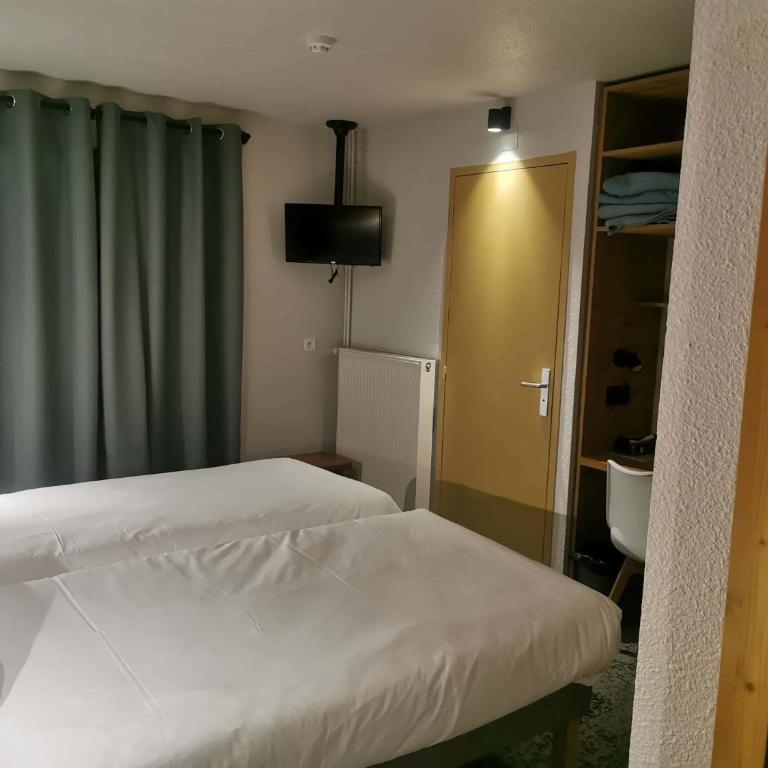 Hotel Les Bruyères - Chambre Double ou Lits Jumeaux - 7