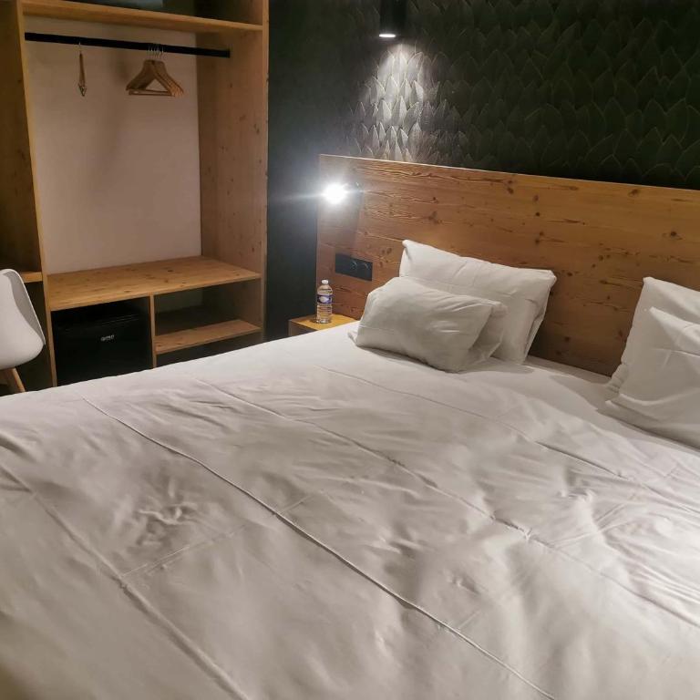 Hotel Les Bruyères - Chambre Double ou Lits Jumeaux avec Balcon - 5