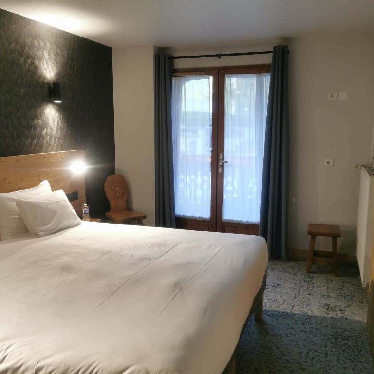 Hotel Les Bruyères - Chambre Double ou Lits Jumeaux avec Balcon - 6