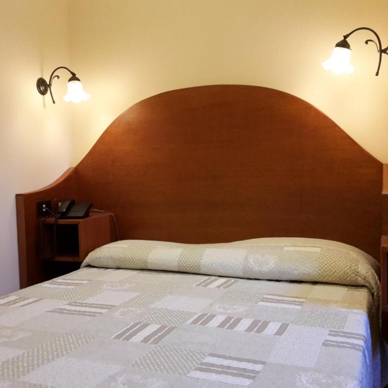 Hotel 4 Coronati - Camera Singola - 7