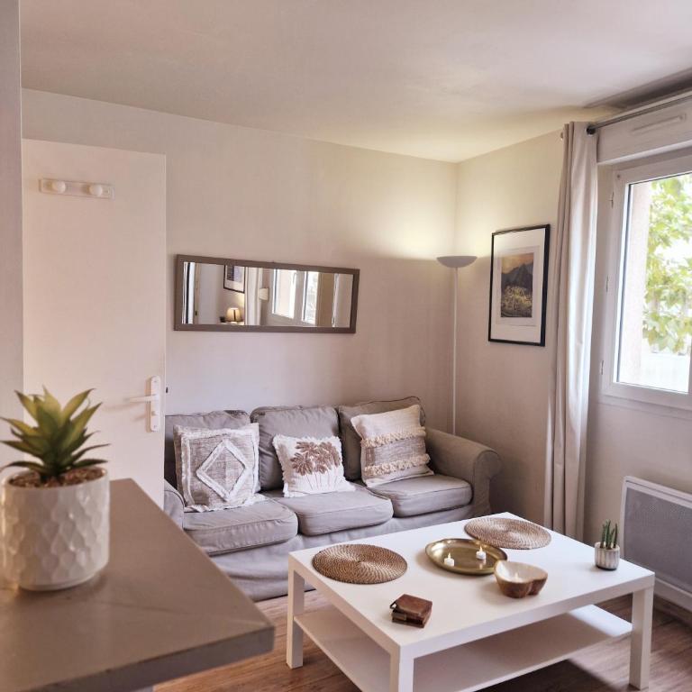 Charmant appart central avec Terrasse & Clim - Appartement avec Terrasse - 1