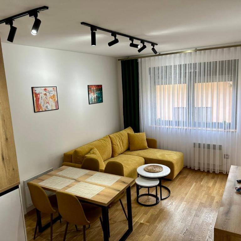 Gold Apartman - One-Bedroom Apartment - 1