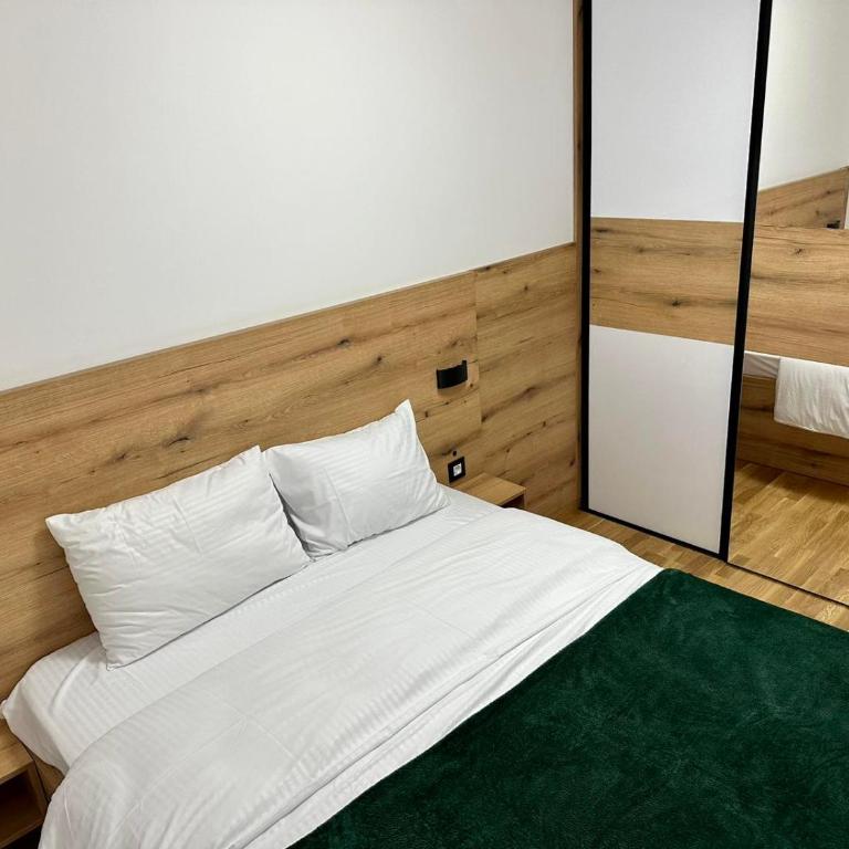 Gold Apartman - One-Bedroom Apartment - 2