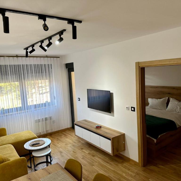 Gold Apartman - One-Bedroom Apartment - 3