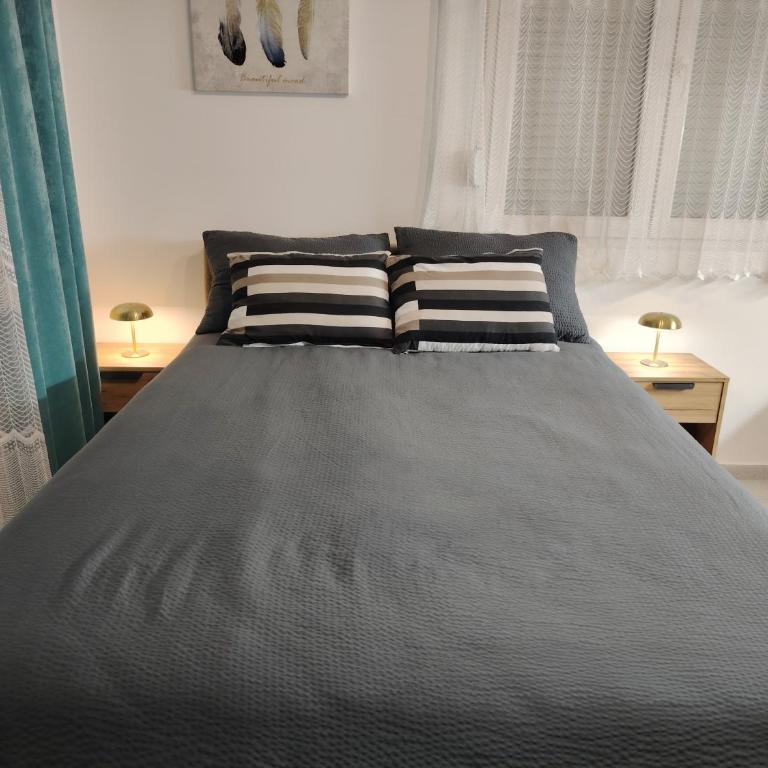 Studio ISKRA 2 Novi Sad - Apartman sa 1 Spavaćom Sobom - 1