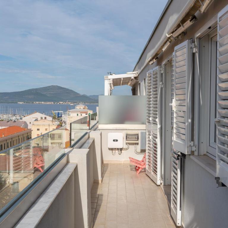 G&G Vacation Apartment - Two-Bedroom Apartment with Sea View - 33