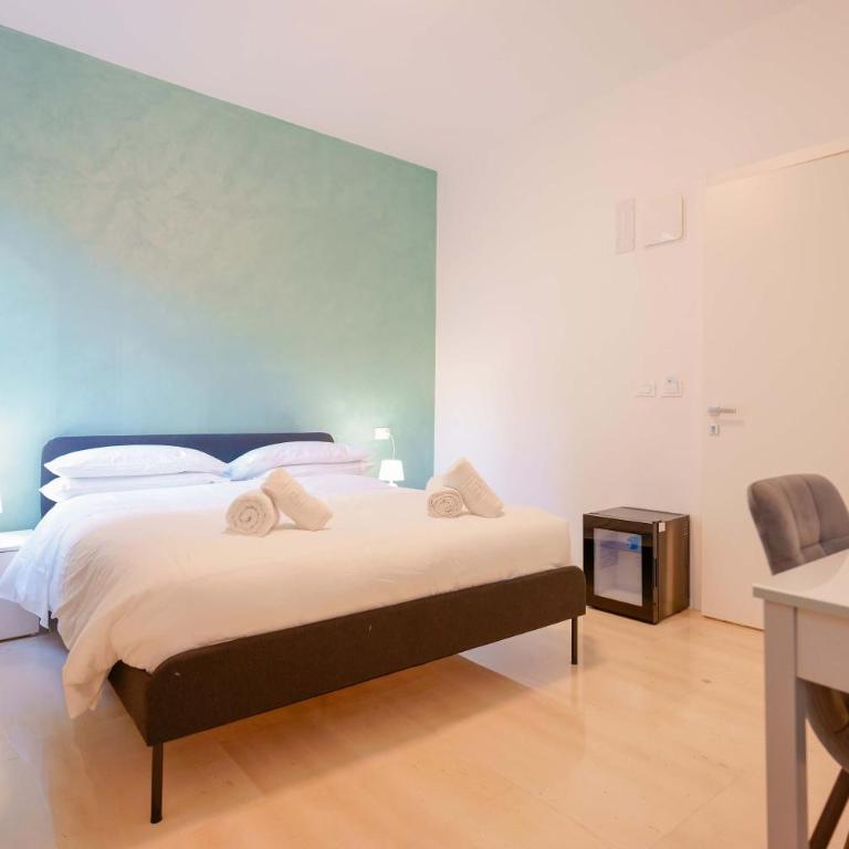 Le Stanze dell'Edera - Charming Guesthouse in the old town - Camera Matrimoniale con Bagno Privato - 1