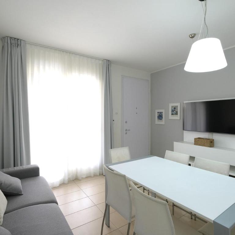 Wave Village piano terra Piazza Trieste - Appartamento con 2 Camere da Letto - 12