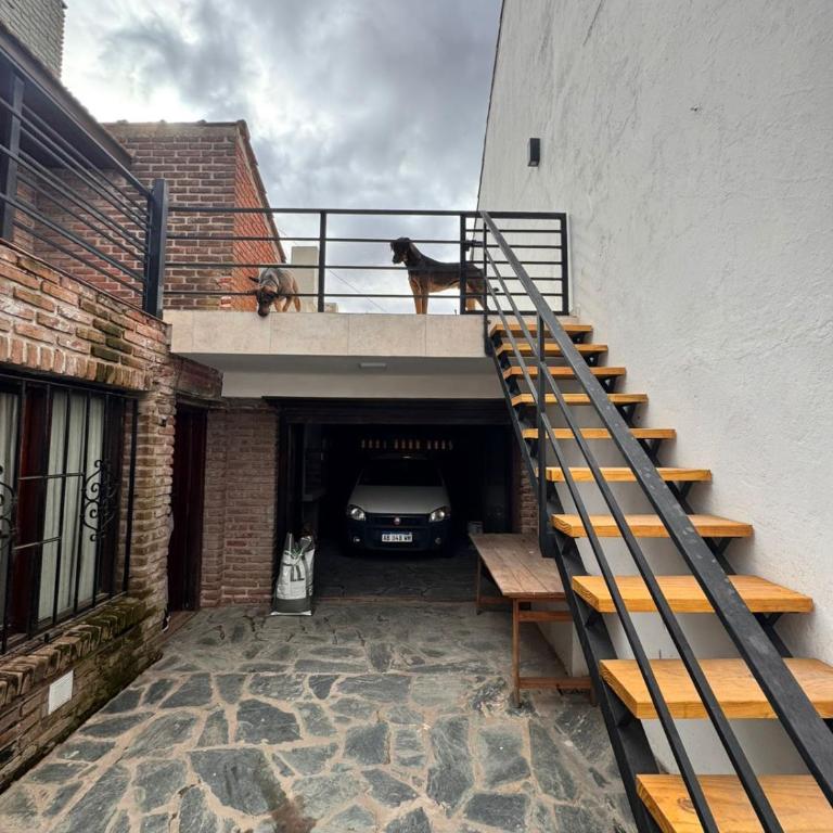 Casa 10 personas en el corazón de Güemes, playa grande - Casa de 5 dormitorios - 20