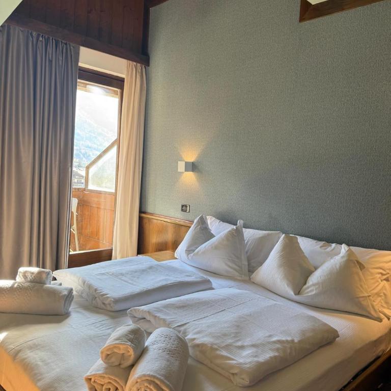 Aria Life Hotel Pinzolo - Habitación Doble Deluxe - 6