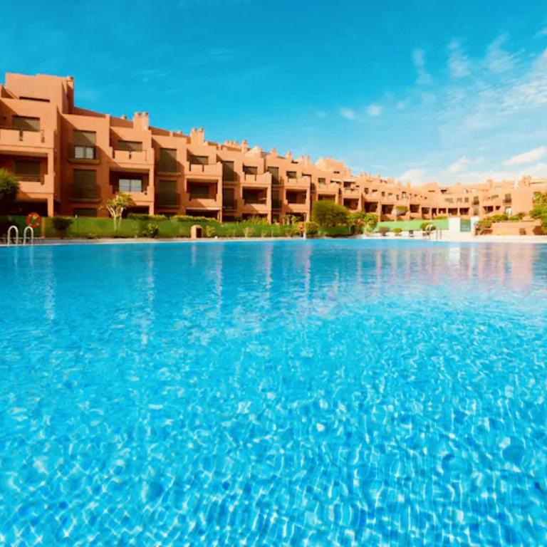 Tejita Sun Beach Holidays by Deihu Experiences - Apartamento con vistas a la piscina - 1