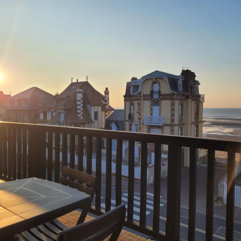 Manon's Studio Vue Mer, Grand Balcon et Parking - Studio with Balcony - 42