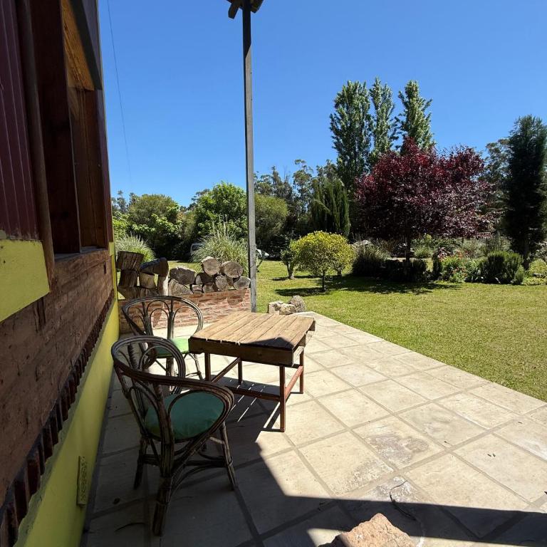 Casa de campo en Tandil con wifi y piscina - Vacation Home - 4