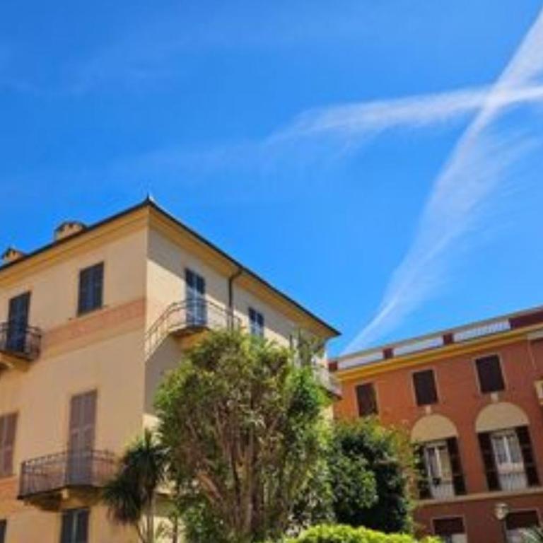 Il mare a dieci passi - Appartamento con 2 Camere da Letto, Terrazza e Vista Mare - 3
