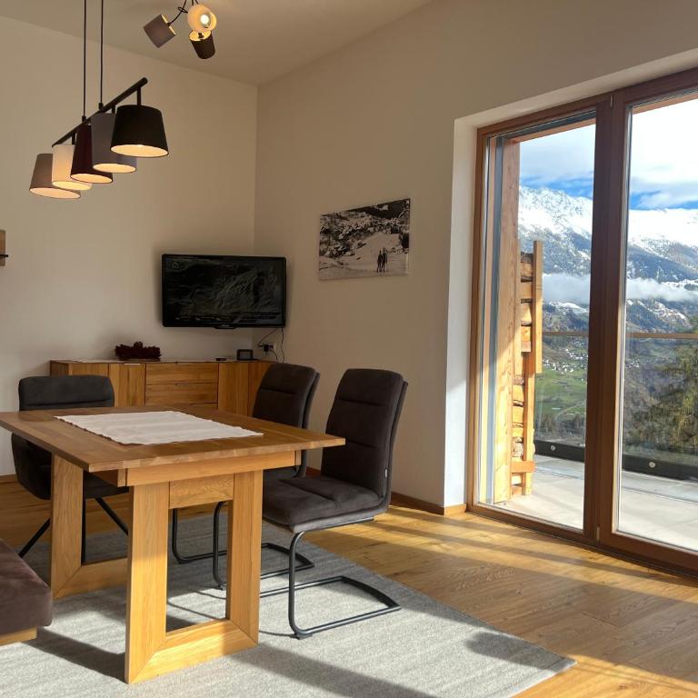 Apart Recheler - One-Bedroom Apartment with Balcony and Mountain View - 4