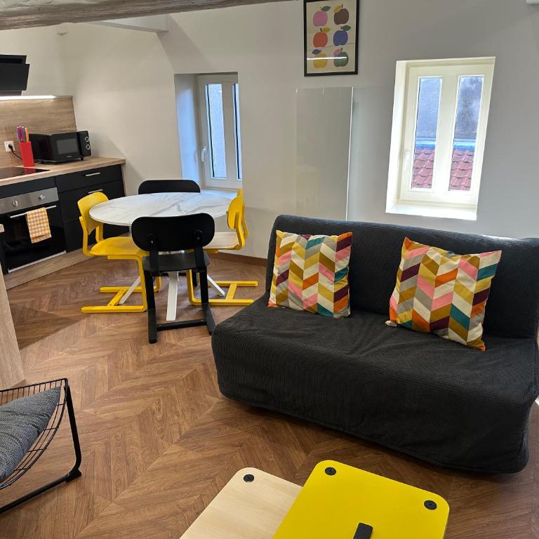 LeLafayette - One-Bedroom Apartment - 1