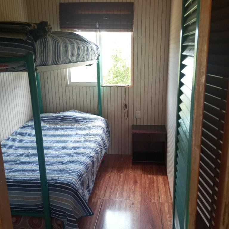 Cabaña lago tranquilo, camino valle exploradores - One-Bedroom House - 2
