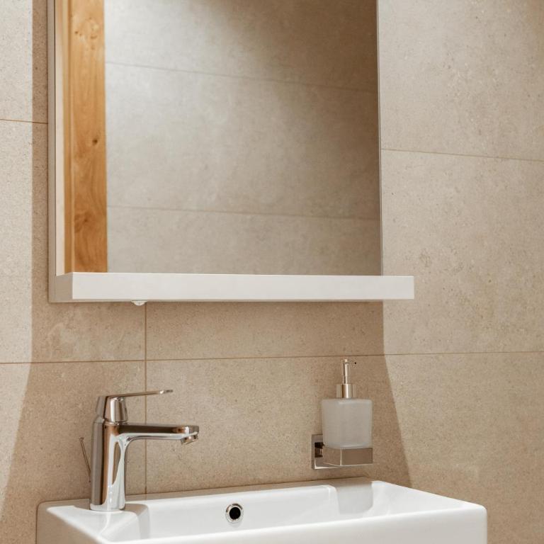 Apartmani Zlatni Javor 504 & 514 - One-Bedroom Apartment - 2