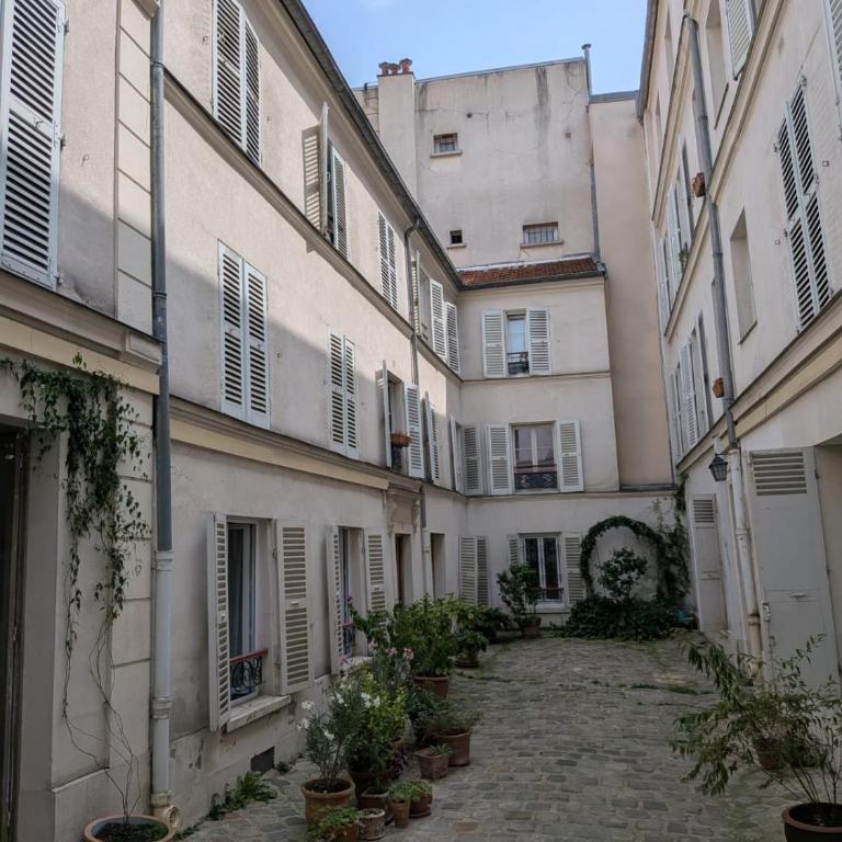 Parisian Hideaway - Heart of Montmartre, Abbesses - Apartamento de 1 dormitorio - 7