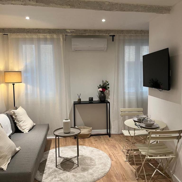 Appartement cosy au coeur du vieux Nice - Appartement 1 Chambre - 2