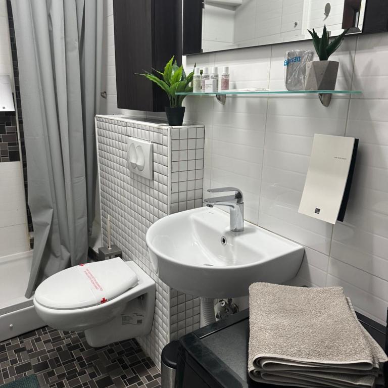 Apartment Cameo - One-Bedroom Apartment - 15