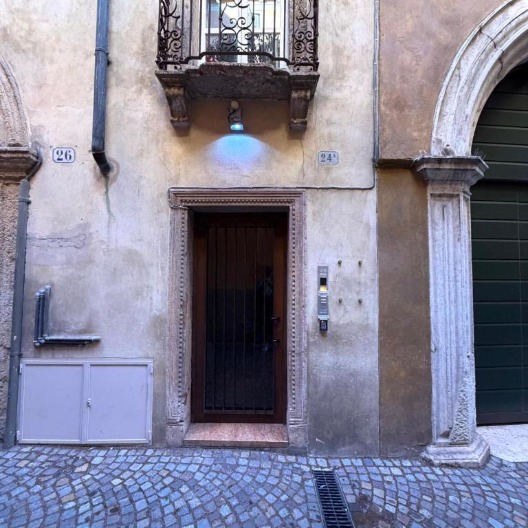 Attico Esclusivo Piazza delle Erbe - Santa Anastasia - Appartamento Loft con 1 Camera da Letto - 21