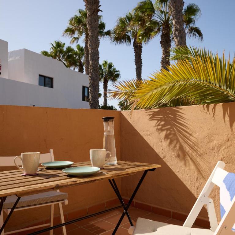 Sunny apartment with terrace in Corralejo - Apartamento de 2 dormitorios con balcón - 13