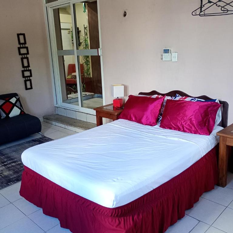 En planta alta a pie de avenida - Apartamento de 1 dormitorio - 1