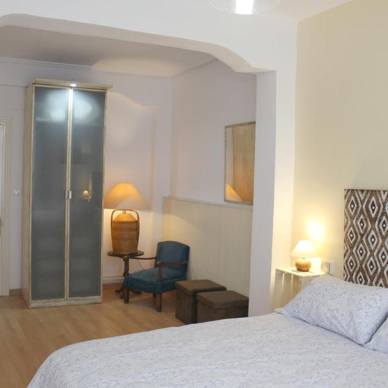 Bilbaoba - Two-Bedroom Apartment with City View - 19