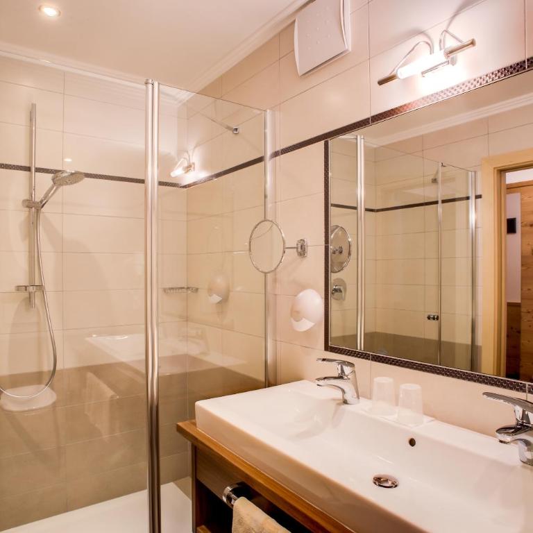 Astor Suites B&B - Suite Junior con Vista Montagna - 7