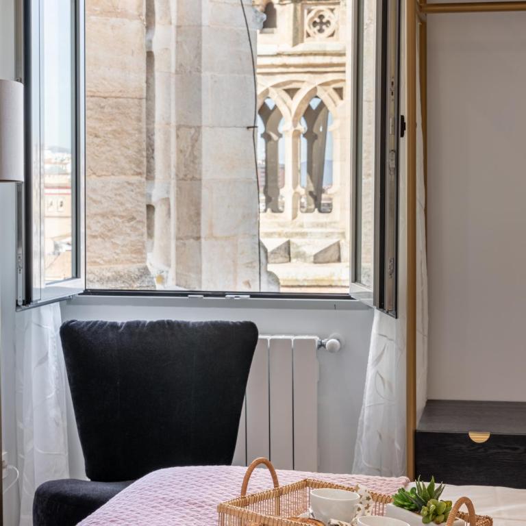 ChezmoiHomes Luxury Gran Via Penthouse Collection - Two-Bedroom Apartment - 10