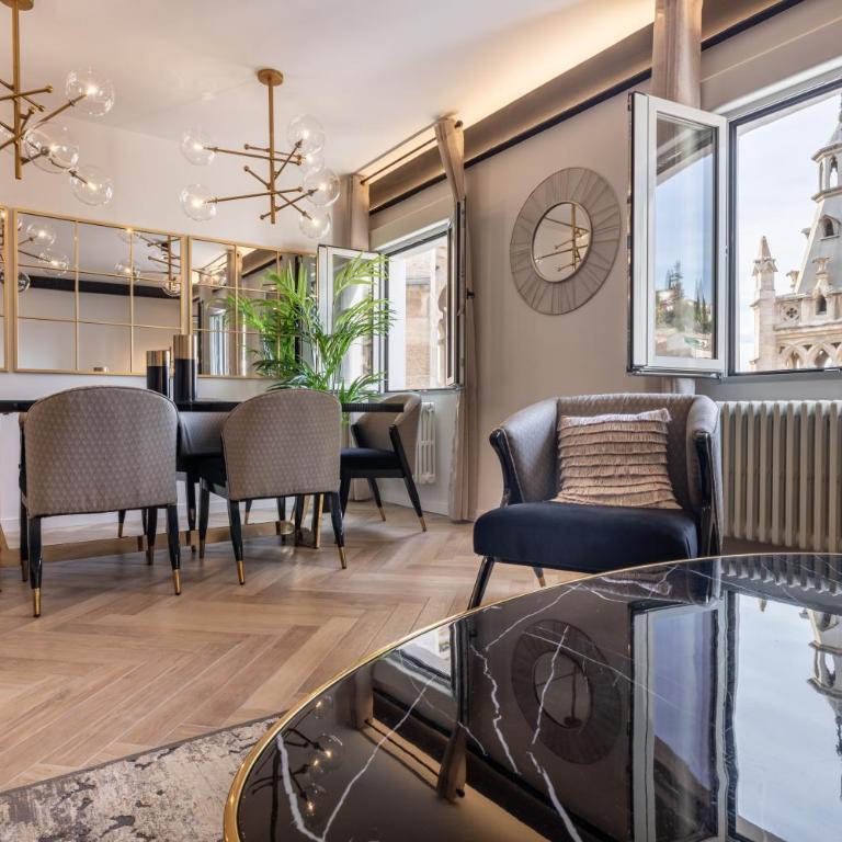 ChezmoiHomes Luxury Gran Via Penthouse Collection - Three-Bedroom Apartment - 12