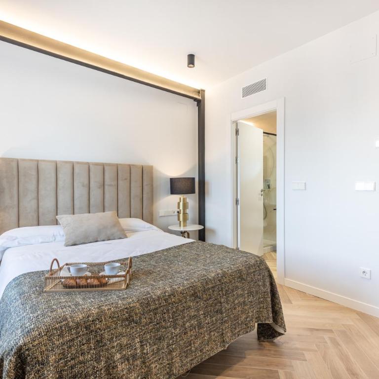 ChezmoiHomes Luxury Gran Via Penthouse Collection - Three-Bedroom Apartment - 13