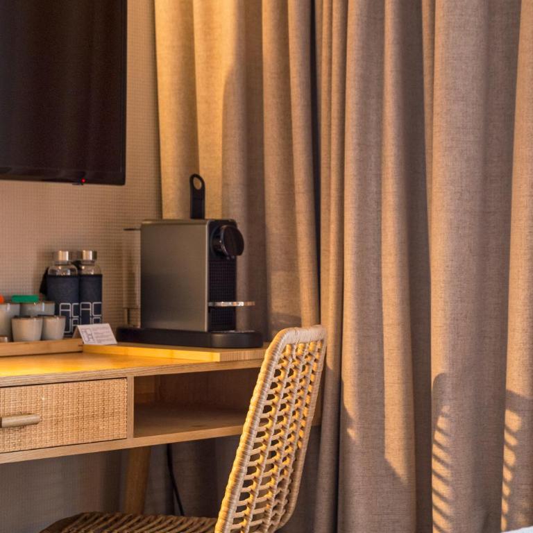 Hôtel BO & MIA - Chambre Cosy avec Terrasse - 6