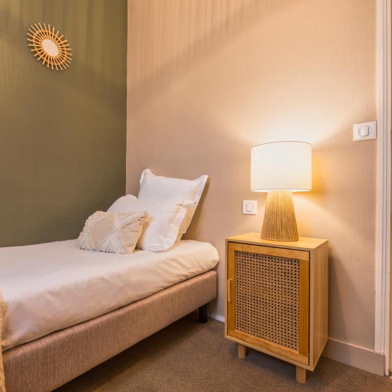 Hôtel BO & MIA - Chambre Triple avec Terrasse - 6