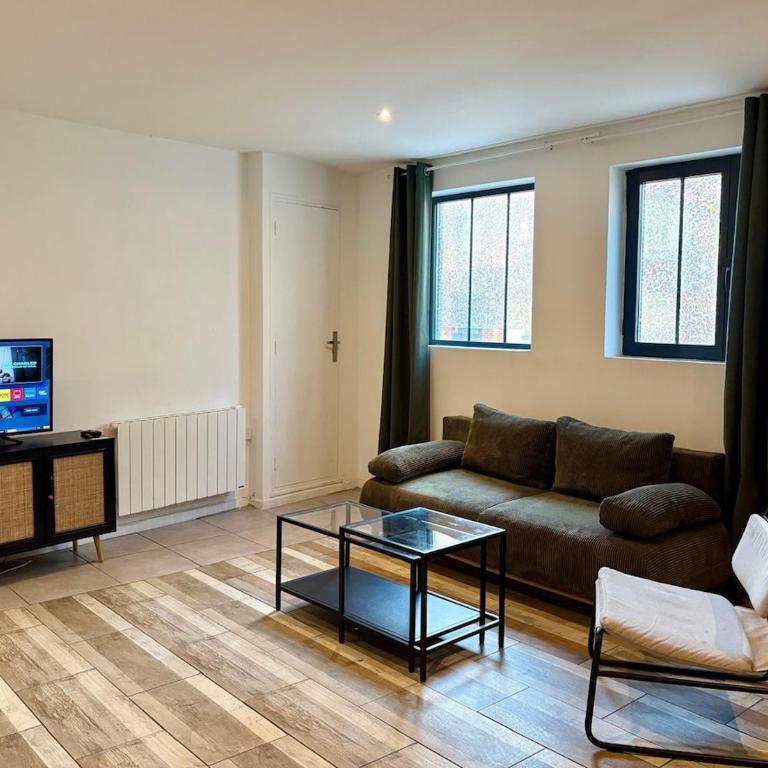 Dalikyda - Le Cosy - central - Proche de la gare Jacuzzi - One-Bedroom Apartment - 16