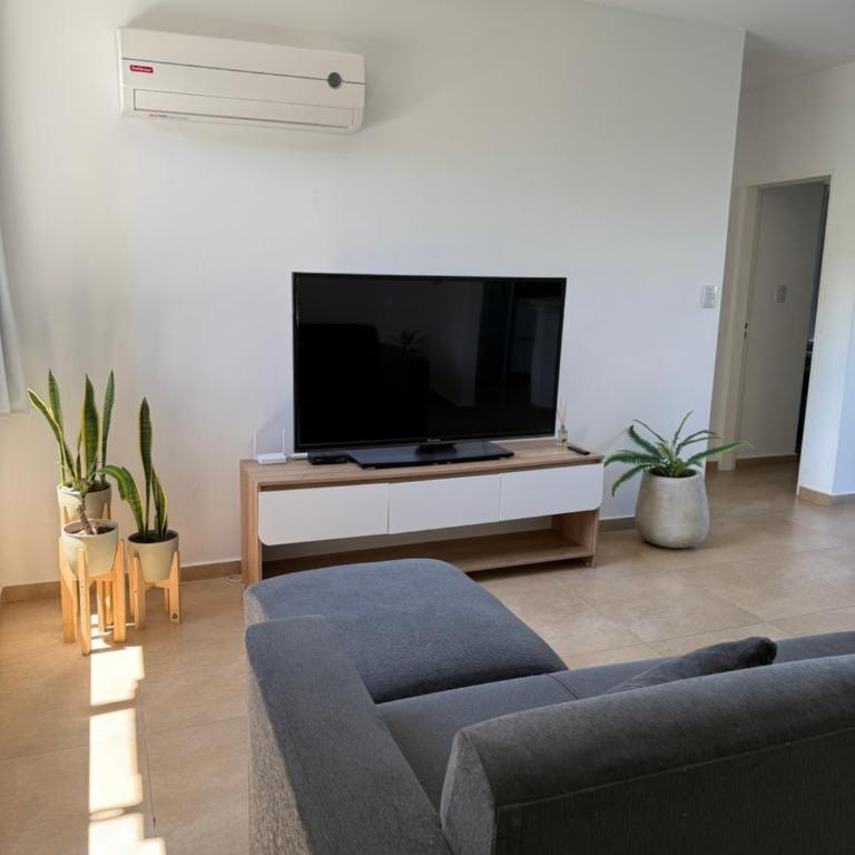Departamento Lago Los Molinos - Two-Bedroom Apartment - 3