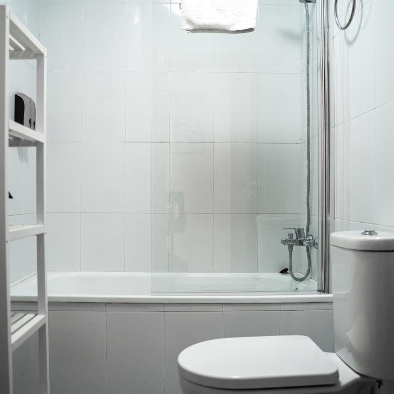 Apartamentos AGRX 'Virgen 25' - Centro - One-Bedroom Apartment - 12