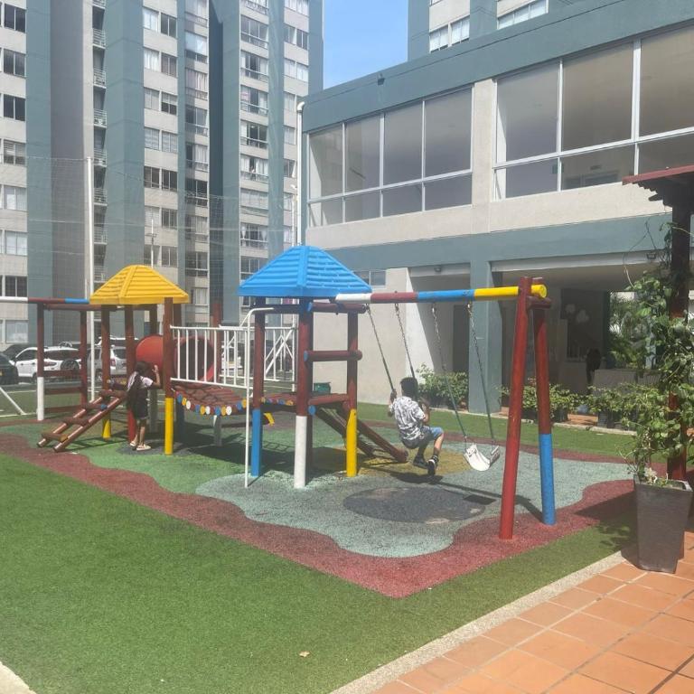 Lindo y comodo apartamento - Apartamento de 2 dormitorios - 4