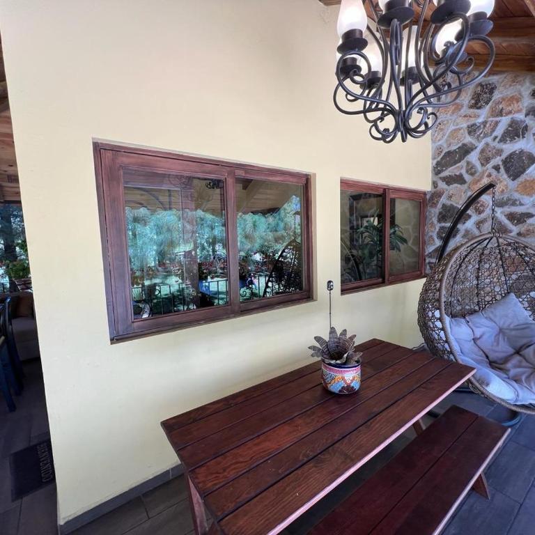 Hermosa cabaña con terraza para disfrutar Cabañas puerta del bosque Mazamitla - Casa de 4 dormitorios - 17