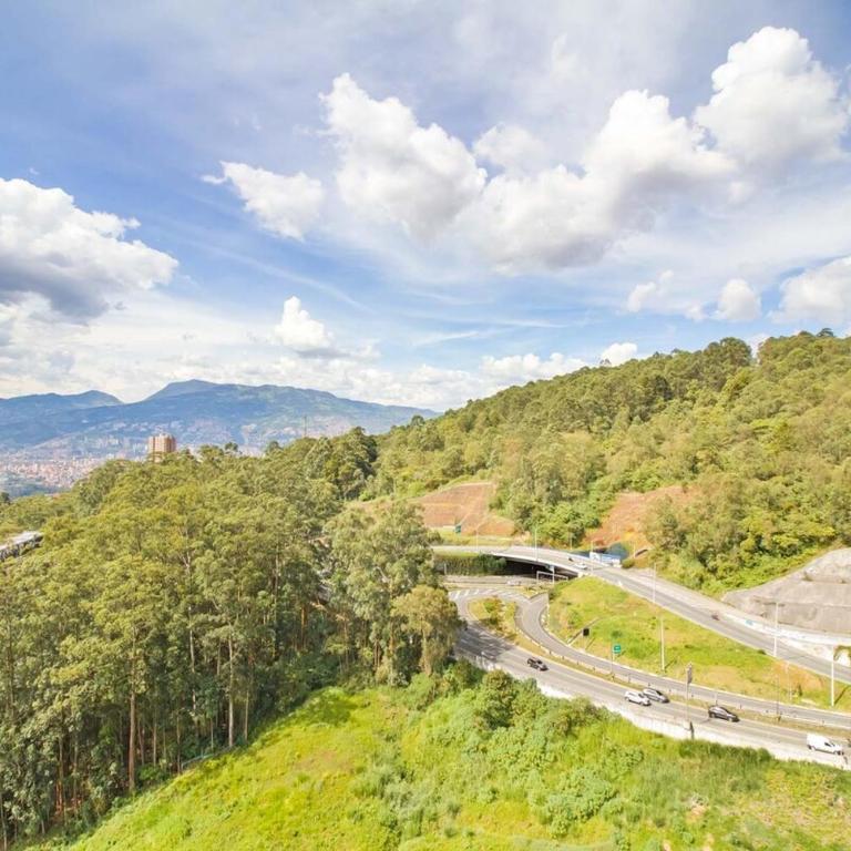 Espectacular apartamento con vista a espectacular bosque - Two-Bedroom Apartment - 2