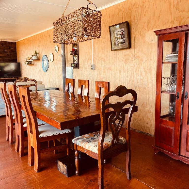 Casa con vista a los volcanes y Lago Llanquihue - Three-Bedroom House - 8