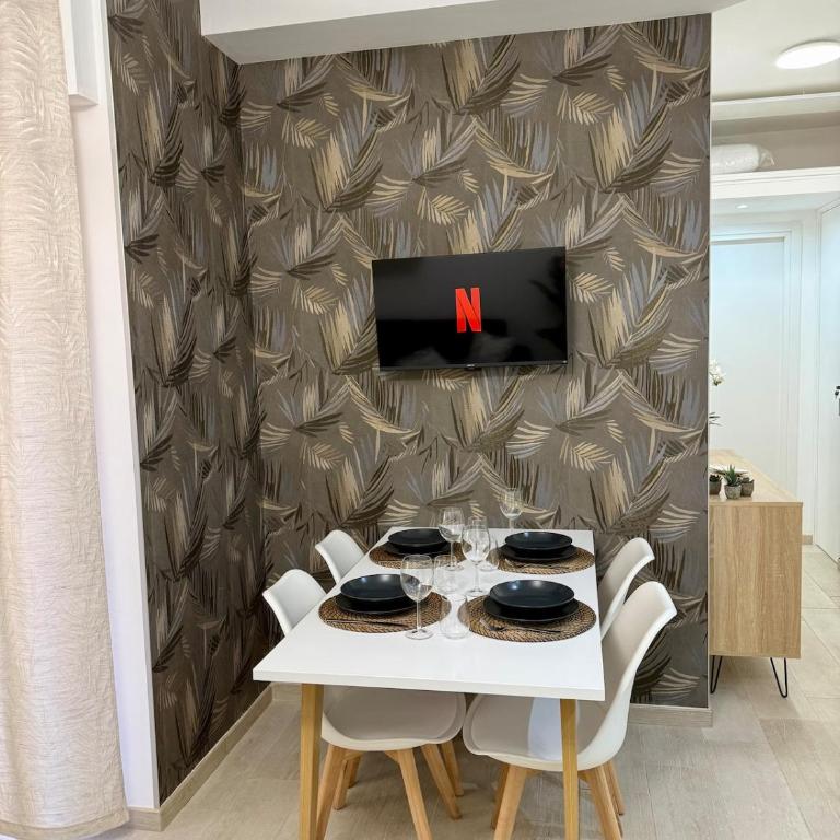 Uri House-Il tuo rifugio moderno a 300mt dalla metro C - Apartment mit 1 Schlafzimmer - 3