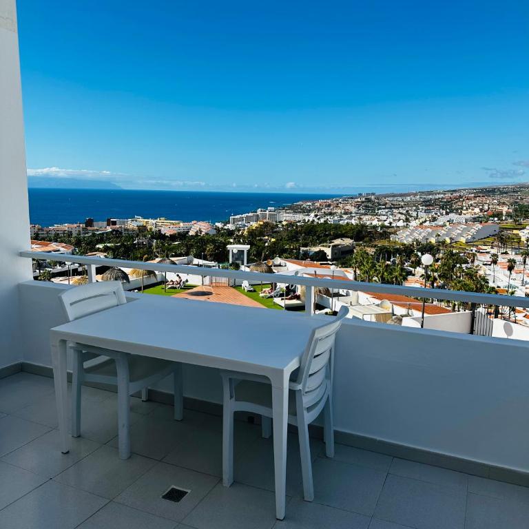 Island Village Heights Panoramic view large terrace Costa Adeje San Eugenio - One-Bedroom Apartment - 11