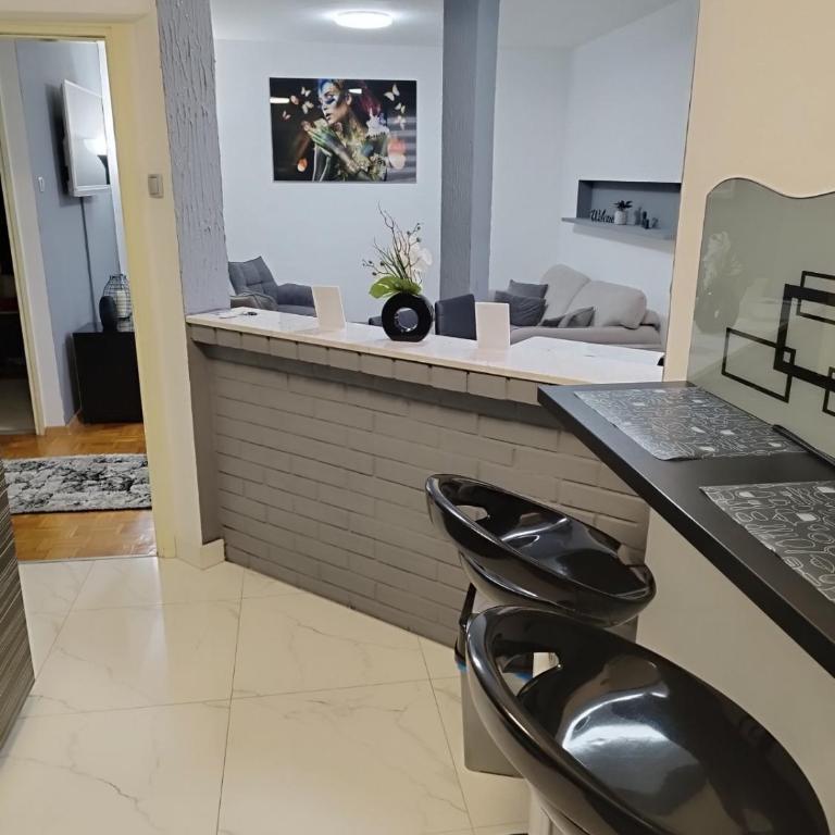 Lena Exclusive - Two-Bedroom Apartment - 11
