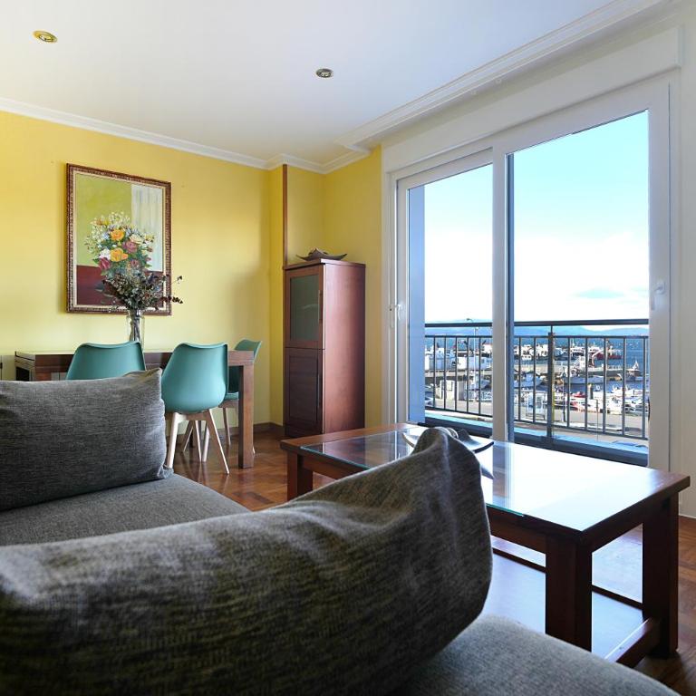 Apartamentos de playa en Villajuán - Apartamento de 2 dormitorios con balcón y vistas al mar - 7