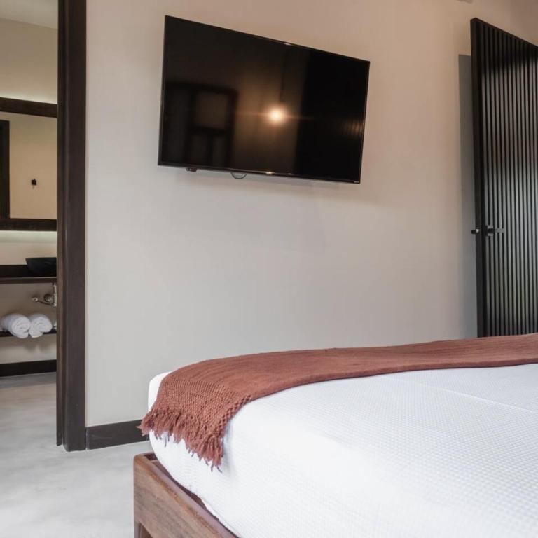 4BDR Luxury Villa 2 Private Pools 10 min Beach & Zamna - Villa - 18